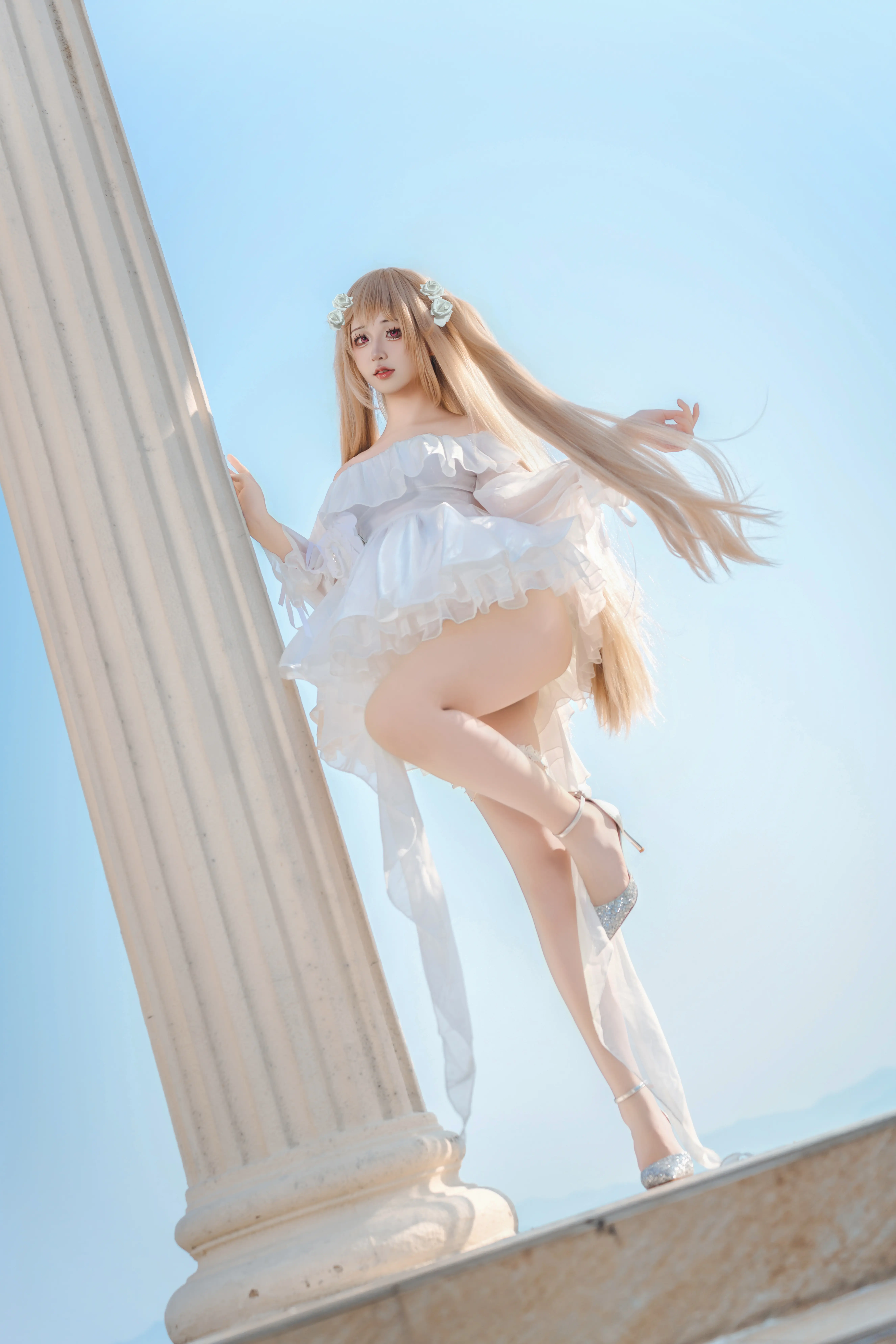 十悲伤小木十 安克雷奇 誓约cos图集全册资源在线观看共22P