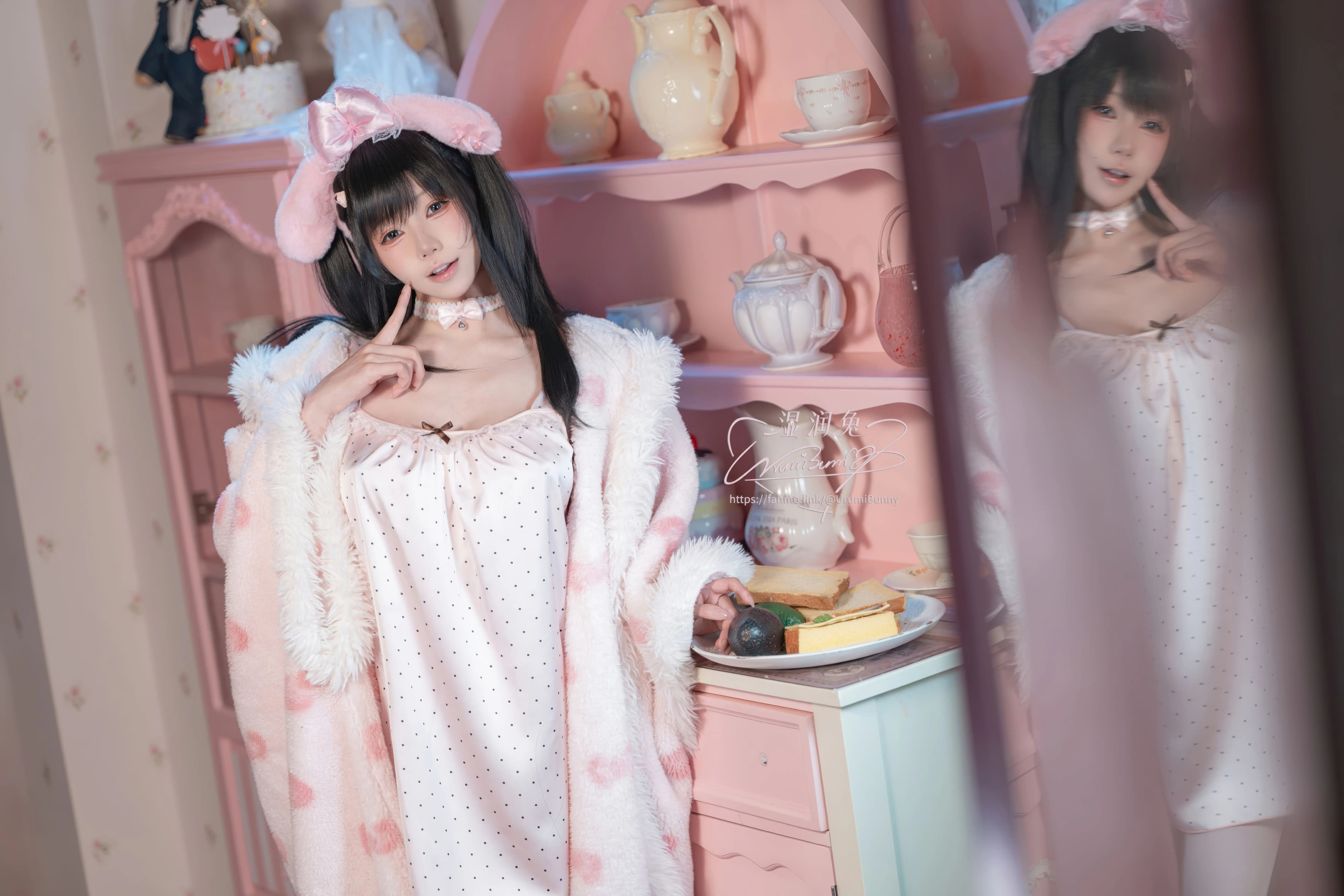 图片[5]-咬一口兔娘 (Yiko 湿润兔) 2026年4月作品 晚安少女cos图集全册资源在线观看共118P+3V