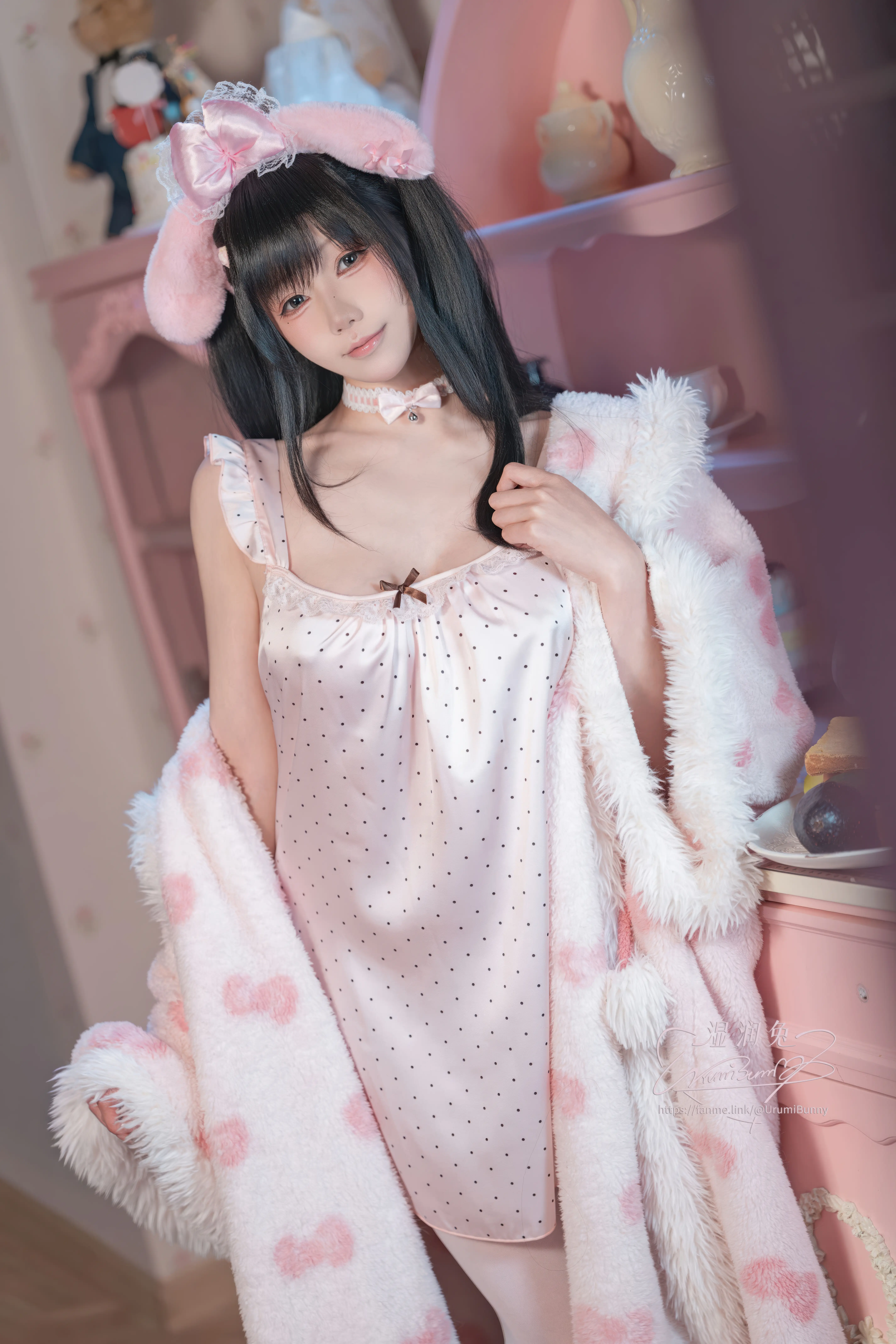 图片[6]-咬一口兔娘 (Yiko 湿润兔) 2026年4月作品 晚安少女cos图集全册资源在线观看共118P+3V