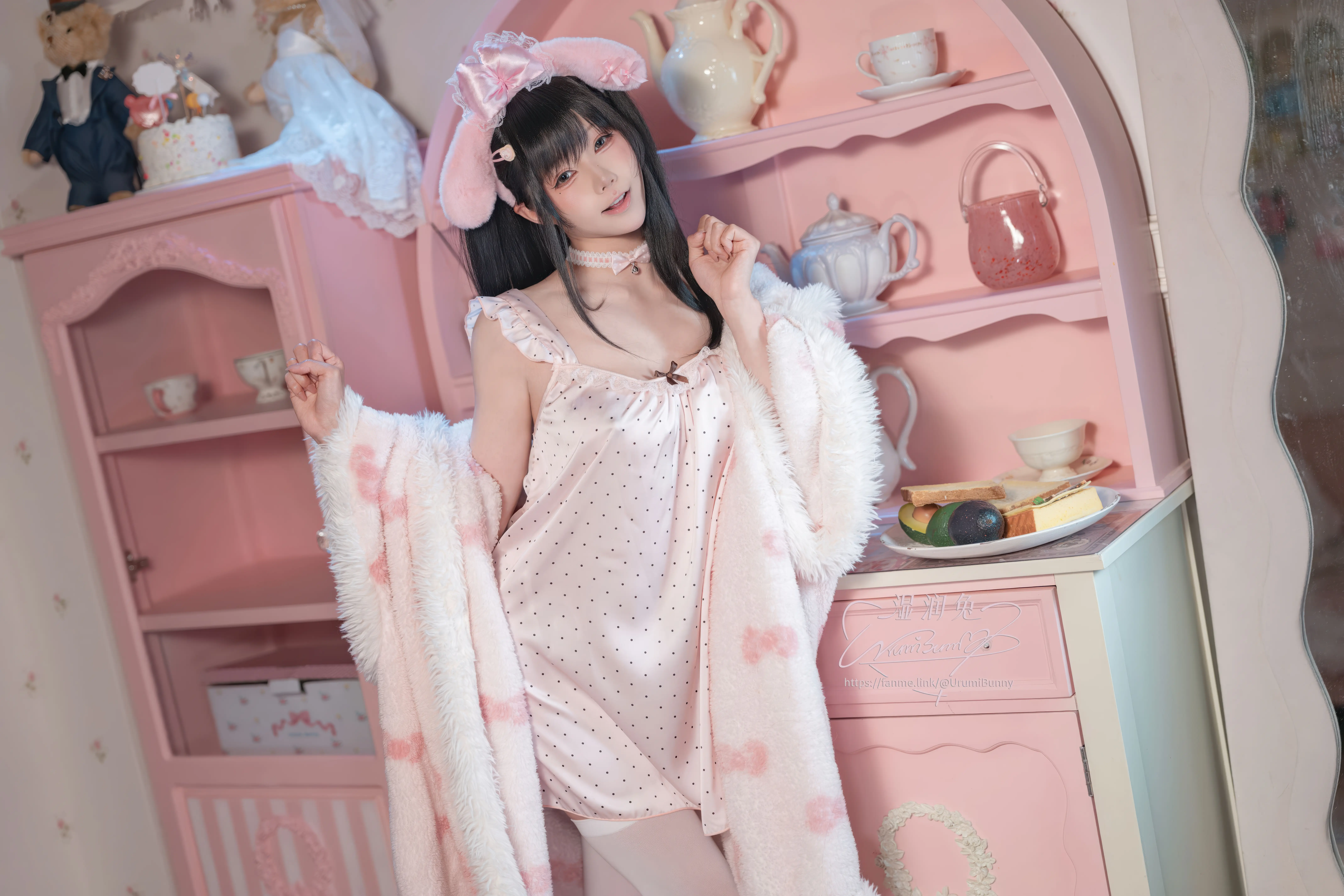 图片[7]-咬一口兔娘 (Yiko 湿润兔) 2026年4月作品 晚安少女cos图集全册资源在线观看共118P+3V